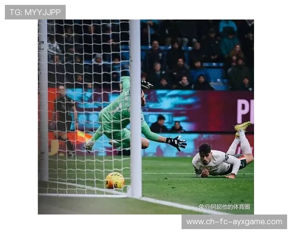 切尔西前场高压断球立刻转化为进球